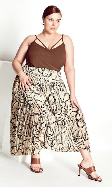 Plus Size City Chic New Arrivals | Avenue.com Plus Size Clothing Online, Size 16 Women, Lace Up Block Heel, Party Dress Sale, Plus Size Brands, Curve Fashion, Mesh Bodysuit, Leggings Sale, My Dream Wardrobe