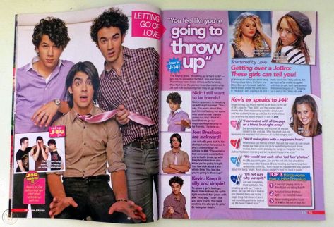 Teen Magazine Layout, Magazine Quiz, Layout Magazine, Teen Magazine, Magazine Layout Design, Love Only, Book Layout, Movie Reviews, Teen Vogue