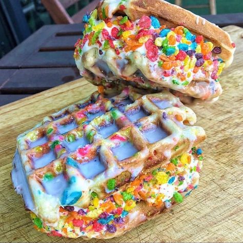 Snack Betch on Instagram: “Weekend Craving: Glazed Waffle Fruity Pebble Ice Cream Sandwich. Get...in...my...belly . pc @thejoshelkin” Fruity Pebble Ice Cream, Fruity Pebbles Ice Cream, Cream Deserts, Pebble Ice, Fruity Pebble, Dessert Book, Kreative Snacks, Cupcake Shop, Waffle Ice Cream