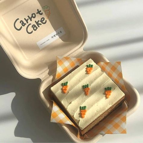 Carrot Cake Dessert, Orange Birthday Cake, Mini Carrot Cake, Cookie Bakery, Kawaii Cooking, Funny Birthday Cakes, Bakery Packaging, Cute Baking, Pretty Birthday Cakes