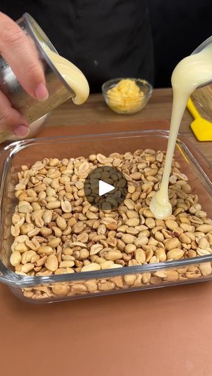 Peanuts And Condensed Milk, Peanuts And Sweetened Condensed Milk, Super Recipes, Sweet Condensed Milk, Milk Dessert, Condensed Milk Recipes, Peanut Recipes, Sweet Recipe, Homemade Sweets