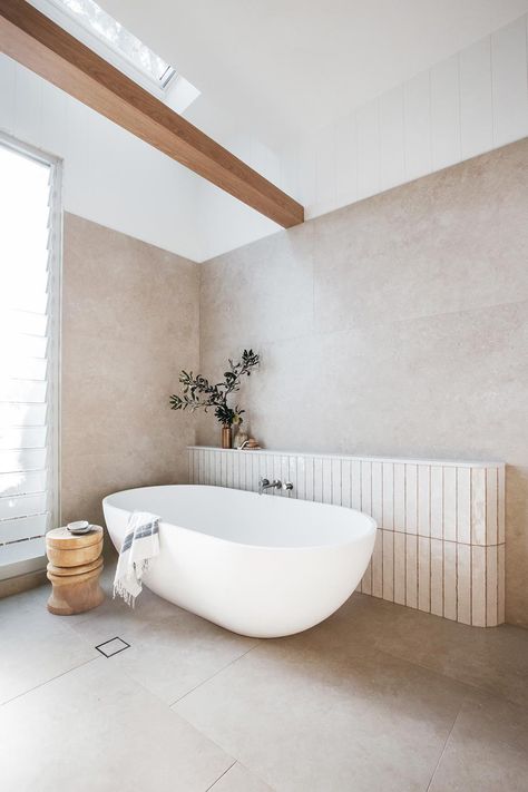 Kyal Kara, Neutral Bathroom, Beach Bathroom, Coastal Bathrooms, White Bath, Main Bathroom, Bathroom Renos, Bathroom Inspo, Bathroom Reno