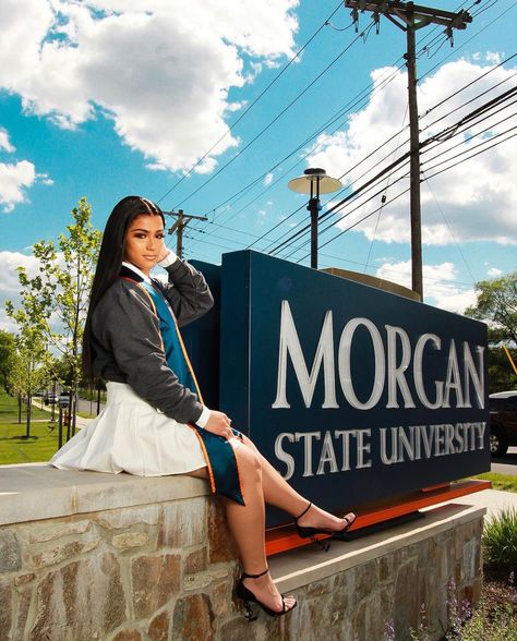 Morgan State University, College Grad Pictures, Graduation Photography Poses, University Graduation, Graduation Poses, Graduation Picture Poses, Grad Photoshoot, Dream College, Graduation Photography