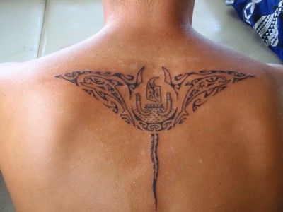 Sting Ray Tattoo Back, Sting Ray Back Tattoos, Sting Ray Tattoo, Hand Tatts, Earthy Tattoos, Ray Tattoo, Cute Little Tattoos, Side Tattoos, Boy Tattoos