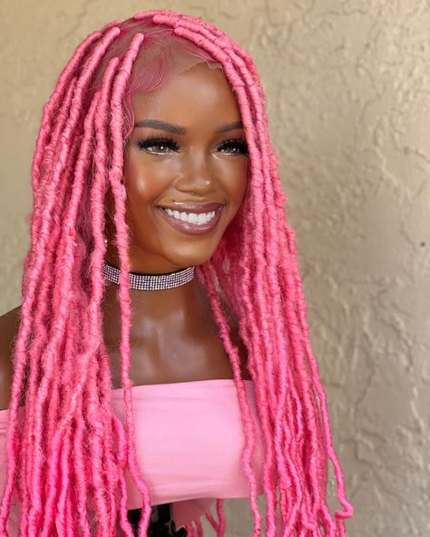 Soft Faux Locs, Pink Locs, Wig Baby Hair, Lacefront Wig, Soft Locs, Natural Looking Wigs, Short Hair Black, Goddess Locs, Hair Medium