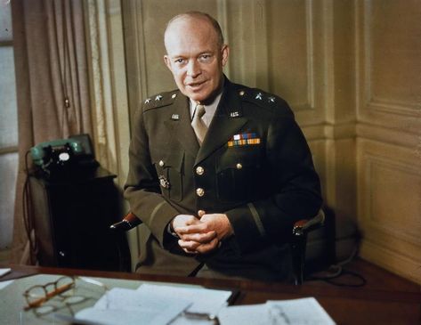 Army Service Uniform, Us Army Uniforms, Dwight D Eisenhower, Dwight Eisenhower, Sherman Tank, Major General, Army Uniform, American Presidents, United States Army