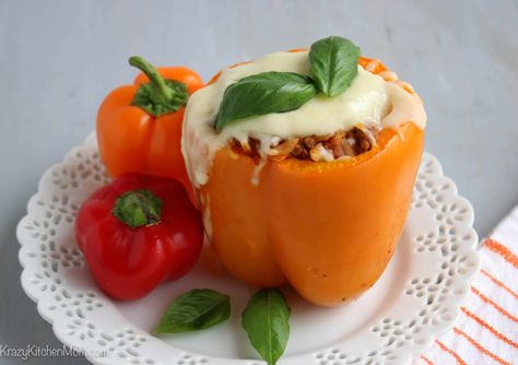 Italian Style Stuffed Bell Peppers are bell peppers stuffed with seasoned ground beef, tomatoes sauce and topped with cheese. An easy weeknight meal. Tofu And Rice, Rice Stuffed Peppers, Lasagna Stuffed Peppers, Italian Stuffed Peppers, Stuffed Peppers With Rice, Stuffed Peppers Recipe, Bell Pepper Recipes, Peppers Recipes, Tofu Recipes