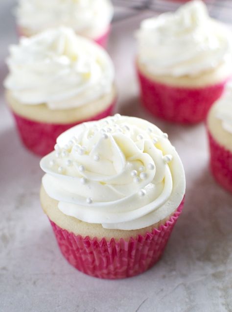 Almond Cupcakes with Whipped Almond Buttercream Frosting - Stuck On Sweet Almond Buttercream Frosting Recipe, Almond Buttercream Frosting, Almond Buttercream, Almond Cupcakes, Cupcake Frosting, Cream Frosting, Fun Cupcakes, Cannoli, Savoury Cake