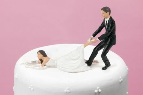 groom dragging bride cake topper | reluctant bride cake topper cake topper shaped like a groom dragging a ... Reluctant Bride, Bride Cake Topper, Bride Cake, Funny Cake Toppers, Funny Wedding Cake Toppers, Wedding Fail, Chocolate Covered Marshmallows, Dream Wedding Decorations, Marriage Humor