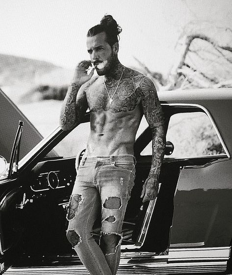 Pete Wicks. Hot Guys and Male Models You Need To Follow on Instagram.🌸Follow @flirtyfull for more daily inspo. #beflirtyfull🌸 Pete Wicks, Follow On Instagram, Dark Horse, Wicks, Male Models, Instagram Followers, Ibiza, Instagram Profile, Sleep