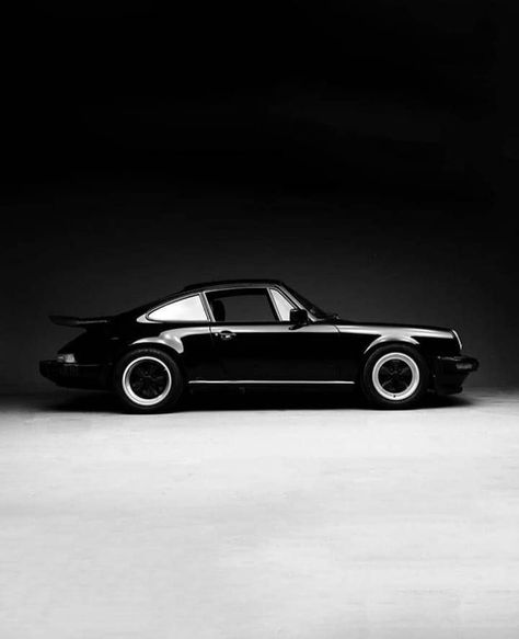 Black Porsche, Porsche Classic, Vintage Porsche, Porsche Macan, Classic Motors, Porsche Carrera, Classy Cars, Porsche Panamera, Classic Porsche