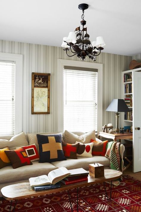 Red Apartment, Red Color Combinations, Striped Walls, Gathering Room, Cool Tables, House Beautiful, Red Walls, Striped Wallpaper, Armchair Vintage