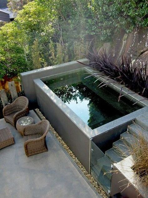 18 Gorgeous Plunge Pools For Tiny Backyard Swimming Pool Trends, Kolam Koi, Outdoor Hot Tub, Small Swimming Pools, Small Pool Design, Small Pools, Splash Pad, Swimming Pools Backyard, Pool Design