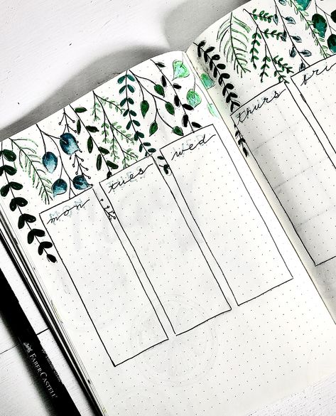 Journal Plant Doodles, Journal Doodles Simple, Bullet Journal Flower Doodles, Plant Bullet Journal, Bullet Journal Flowers, Plant Doodles, Doodles Simple, Weekly Bullet Journal, March Bullet Journal