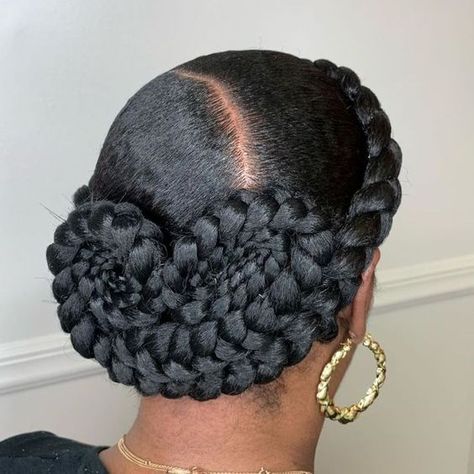 Afrocentric Hair, Braided Updo Hairstyles, Best Braid Styles, Protective Braids, French Braid Updo, Small Box Braids, Dutch Braid Hairstyles, Tight Braids, Goddess Braids Hairstyles