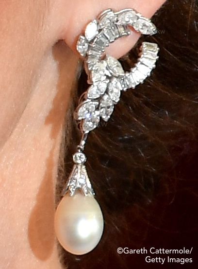 Kate in Alexander McQueen and Princess Diana's Earrings for BAFTA Awards - What Kate Wore Princess Diana Tiara, Princess Diana Wedding Dress, Princess Diana Jewelry, Princess Diana Revenge Dress, Kate Middleton Jewelry, Diana Wedding Dress, Princess Diana Hair, Princess Diana Ring, Princess Diana Wedding