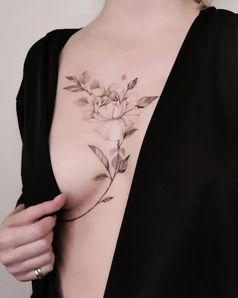 Tattoo After Care, Lotusblume Tattoo, Underboob Tattoo Designs, Tattoo Artist Tattoo, Mastectomy Tattoo, Special Tattoos, Stylish Tattoo, Artist Tattoo, Up Tattoo