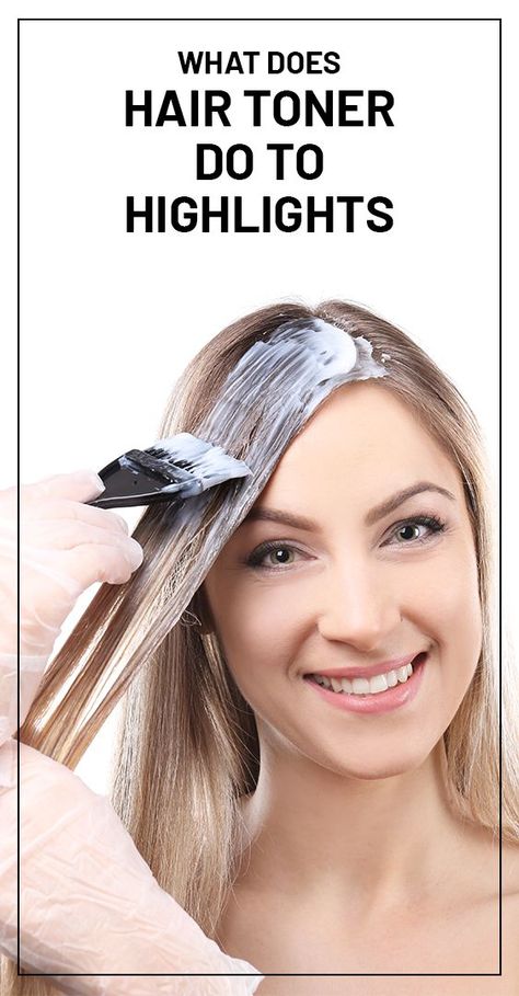 Toners are the secret to keeping the highlights on hair intact. These help in neutralizing the yellow or orange tints on the bleached hair, resulting in an ashy or platinum shade. How To Darken Highlights, How To Fix Highlights Gone Wrong, Toner To Darken Highlights, Highlights On Hair, Toning Bleached Hair, Diy Hair Toner, Diy Highlights Hair, Ash Blonde Hair Dye, Wella Toner