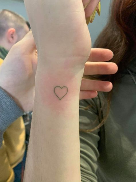 Green Heart Tattoo Small, Green Heart Tattoo, Heart Tattoo Placement, Heart Outline Tattoo, Little Heart Tattoos, Love Heart Tattoo, Tattoos 2024, Green Tattoos, Vegan Tattoo