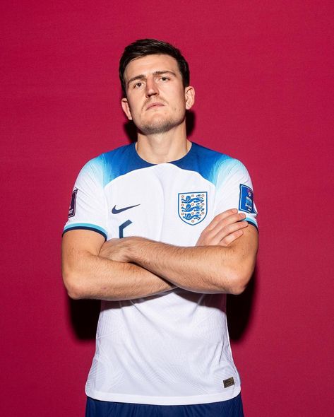 Football Manchester United, Soccer Pro, Ronaldo Goals, England National Football Team, Harry Maguire, Cristiano Ronaldo Video, Football Players Images, Ronaldo Videos, England Football