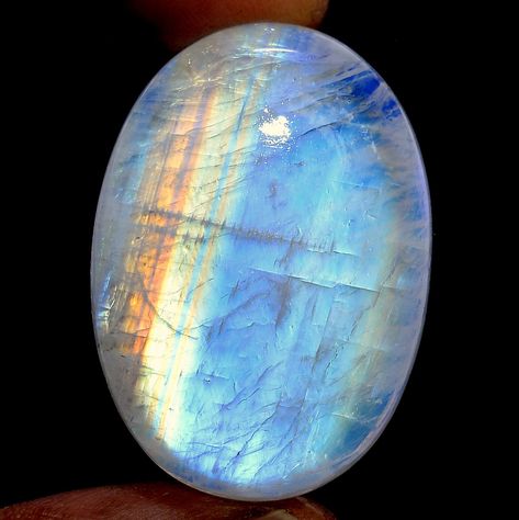 Color Transparency, India Country, Moonstone Crystal, Blue Moonstone, Natural Rainbow, Moonstone Jewelry, Rocks And Gems, Gems And Minerals, Crystal Gems