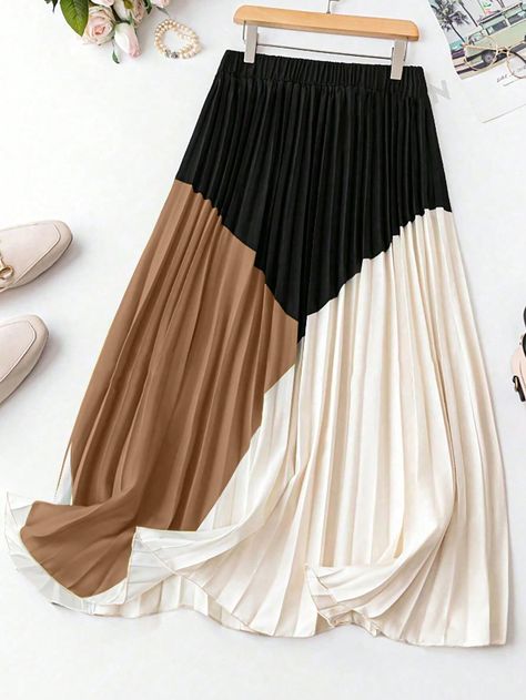 Long pleated skirt outfit