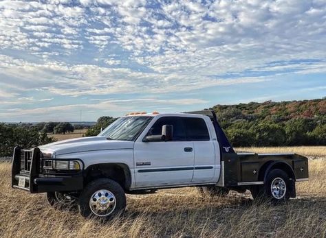 Mechanics Service Truck, 2nd Gen Cummins, Cummins Diesel Trucks, Dodge Diesel, Custom Truck Beds, Cummins Trucks, Future Trucks, Dodge Cummins, Jacked Up Trucks