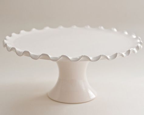 I got a set of 2 almost identical at Costco. Not even close to the price of this one. Ruffled Cake, Hors Doeuvres, White Cake Recipe, Beautiful Cake Stands, Serving Ware, Ruffle Cake, Kitchen Details, Beautiful Cake, Cake Stands