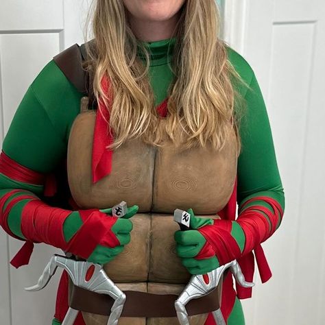 Sarah Perdue on Instagram: "Elektra costume is coming together for my TMNT Raphael crossover! Raphaelektra 😉 #elektra #elektracosplay #cosplay #cosplaygirl #cosplayer #cosplayers #costume #tmnt #daredevil #ninjaturtles #teenagemutantninjaturtles #tmntraphael" Elektra Costume, Tmnt Cosplay, Tmnt Costume, Tmnt Raphael, Group Costumes, April 29, Come Together, Teenage Mutant Ninja Turtles, Ninja Turtles