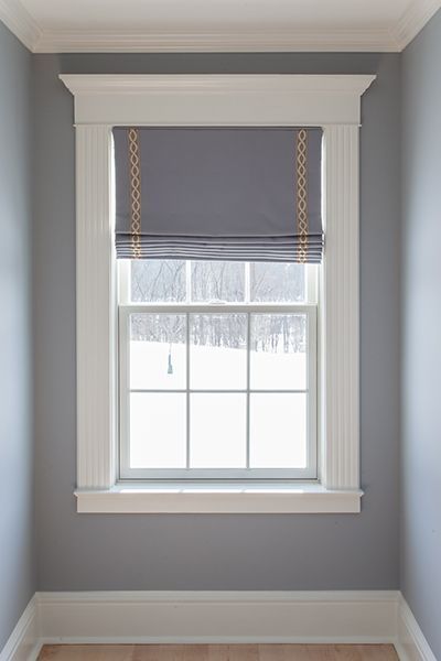 Crown Molding Over Window, Window Treatments For Windows With Crown Molding, Window Crown Molding Curtains, Window Trim And Curtains, Bedroom Window Trim Ideas, Crown Molding On Windows, Architrave Around Window, Window Edge Design, Stool And Apron Window Trim