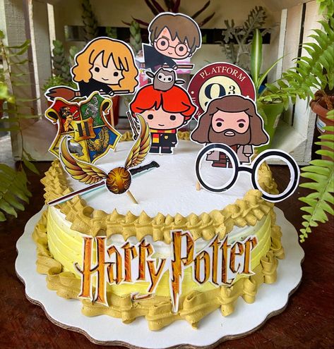 Pastel Harry Potter, Harry Potter Theme Cake, Cumpleaños Harry Potter, Festa Harry Potter, Tom Y Jerry, Harry Potter Cake, Harry Potter Theme, Themed Cakes, Bday Party