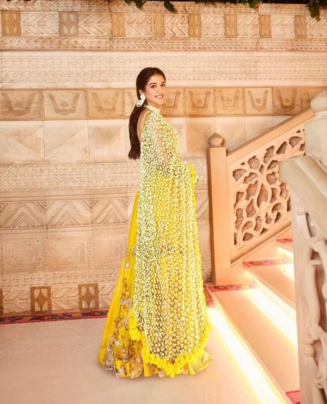 Radhika Merchant, Haldi Ceremony Outfit, Haldi Dress, Haldi Outfits, Wedding Outfits For Women, Haldi Outfit, Traditional Attires, Red Lehenga, Haldi Ceremony