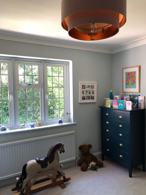 Skylight farrow and ball girls bedroom Farrow And Ball Skylight Bedroom, Farrow And Ball Boys Bedroom, Farrow And Ball Kids Bedroom, Skylight Farrow And Ball, Farrow And Ball Skylight, Pale Blue Paint Colors, Skylight Bedroom, Light Blue Grey Paint, Boys Bedroom Green