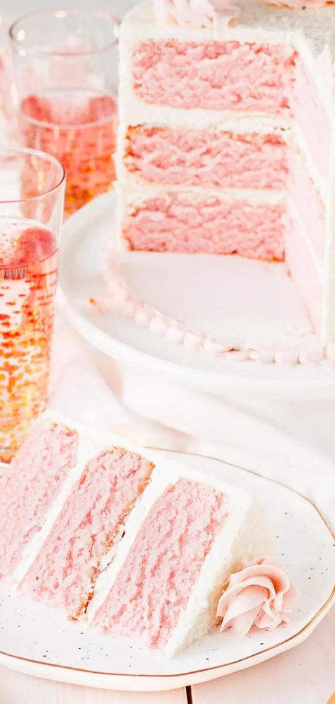 Champagne Cake Recipe, Champagne Wedding Cakes, Pink Champagne Cake, Champagne Cake, Cake Frosting Recipe, Slice Of Cake, Wedding Cake Recipe, Mothers Day Cake, Cake Tasting