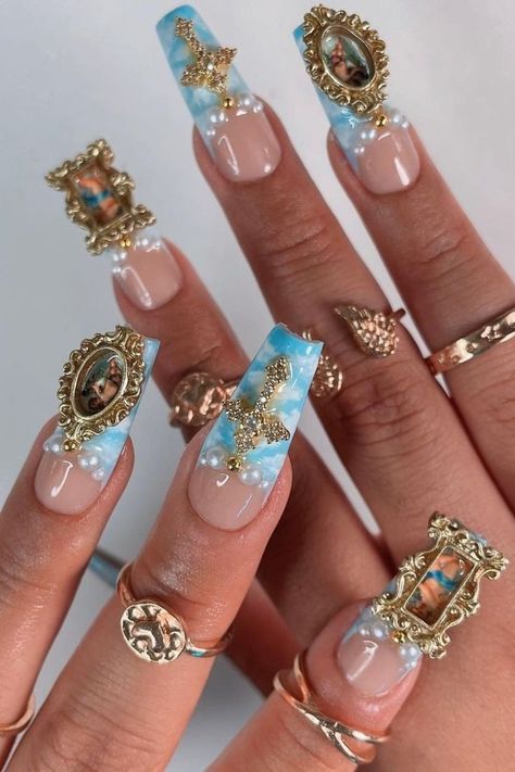 Dreamy Baroque Design Christian Nails Designs, Rococo Nails, Victorian Nails, Christian Nails, Baroque Nails, Soft Woman, Royal Core, Crazy Nail Art, Cloud Design