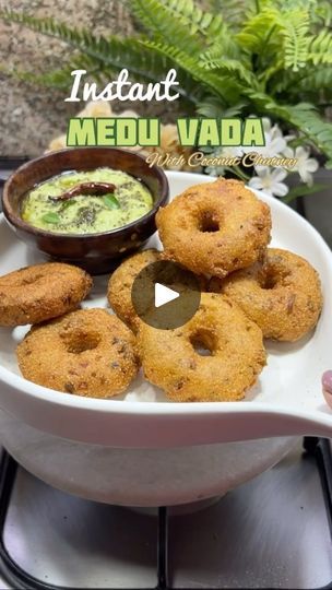 68K views · 2.1K reactions | Instant Suji Medu Vada
Medu Vada is very easy to make, it is made by mixing semolina and some spices. You can enjoy it by making it in the morning breakfast or for tea time also.
📌save for later

Ingredients 
1 cup Suji ( Semolina)
1/2 cup Curd 
Water as required 
1 chopped Onion 
Ginger 
Green Chilli 
Crushed Black Pepper 
Jeera
Heeng (asafoetida)
Curry leaves 
Coriander 
Salt
Eno 
Oil for frying 

Instant Coconut Chutney 
1/4 th cup Desiccated Coconut 
1 tbsp Roasted Chana Dal
Green chilli 
Ginger 
Coriander 
Curry leaves 
1 tbsp Curd 
Water 
1 tsp Oil
1/2 tsp Mustard seeds
Red Chilli 
Curry leaves 

#meduvada #instantmeduvada #breakfastrecipe #quickrecipe | GARIMA BHARGAVA | FOOD & TRAVEL | Sanam · Yeh Raaten Yeh Mausam Medu Vada, Chana Dal, Desiccated Coconut, Coconut Chutney, Mustard Seeds, Green Chilli, Morning Breakfast, Frying Oil, Red Chilli