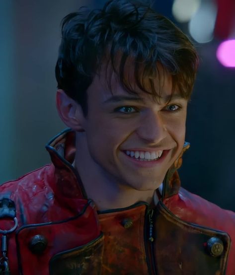 Descendants 2 Harry Hook, Thomas Doherty Harry Hook, Harry Decendents Icon, Hook From Descendants, Thomas Anthony Doherty, Harry From Descendants, Harry Hook Icon, Harry Hook Wallpaper, Descendants Harry Hook