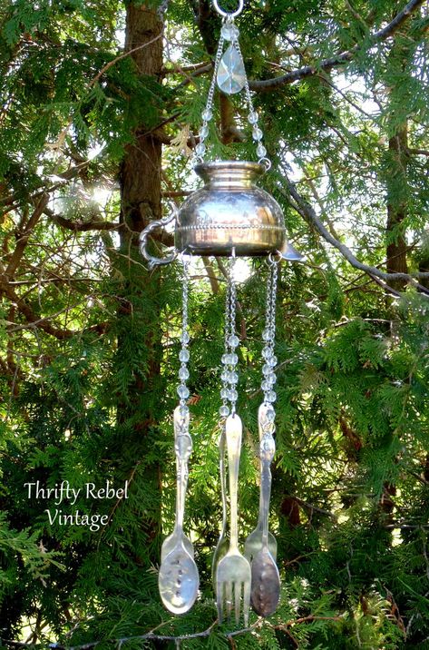 repurposed silver creamer wind chime Silverware Windchimes Diy, Silverware Windchimes, Windchimes Diy, Wind Chimes Sound, Make Wind Chimes, Wind Chimes Homemade, Unique Wind Chime, Silverware Crafts, Wind Chimes Craft