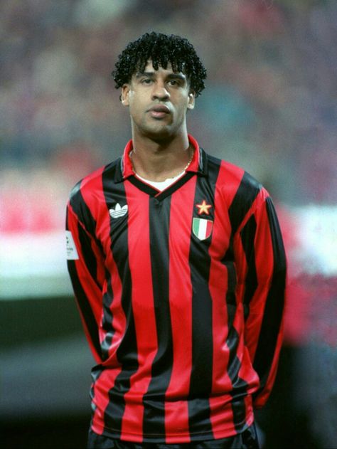 Frank Rijkaard, Ruud Gullit, Iron Man Hd Wallpaper, Wallpaper Classic, Milan Ac, Nikki And Brie Bella, A.c. Milan, Football Stars, Iphone Wallpaper Hd Nature