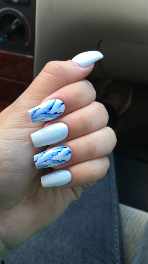 Light Blue And White Nails Design, Summer Nails Blue And White, Nails Board, Blue And White Nails, Water Color Nails, Graduation Nails, How To Cut Nails, Fancy Nails Designs, Polygel Nails