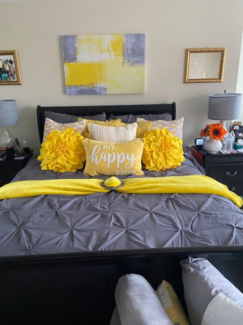 Bedroom Decor Yellow And Grey, Yellow And Black Room Decor, Bedroom Ideas Yellow And Gray, Black And Yellow Bedroom Ideas, Grey And Yellow Bedroom Ideas, Gray And Yellow Bedroom Ideas, Yellow And Grey Bedroom, Grey And Yellow Bedroom, Yellow Gray Bedroom