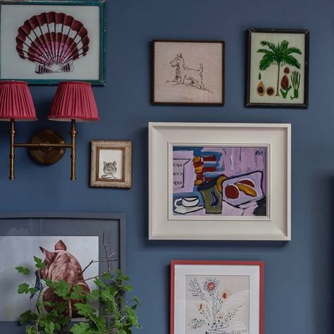 LEONORA BIRTS INTERIOR DESIGN on Instagram: "A corner of our TV room at home 💙

Interiors: @leonorabirtsinteriordesign 
📸: @jonathanbondphotography" Leonora Birts, Home Interiors, Tv Room, Living Area, Instagram A, House Interior, At Home, Interior Design, Tv