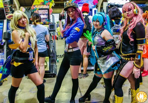 Animanga 2020 is proud to present our amazing Cosplay Contest! Show Off your talents as contestants compete against each other in front of our judges!  RSVP now! https://www.animangausa.com/event-details/2020-cosplay-contest Cosplay Contest, 2020 Cosplay, Cosplay Convention, Anime Expo, Amazing Cosplay, Event Details, Kawaii Girl, Anime Cosplay, Otaku Anime