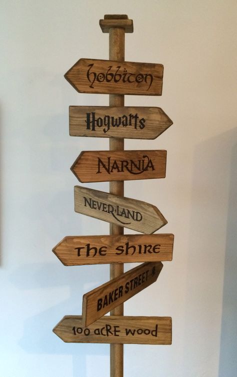 'Fantasy Street Sign' - Hobbiton, Hogwarts, Narnia, Neverland, The Shire, Baker Street & 100 Acre Wood Kids Woodworking Projects, 100 Acre Wood, Woodworking Logo, Woodworking Projects For Kids, Woodworking Joinery, Woodworking For Kids, Easy Wood, Work Diy, The Shire