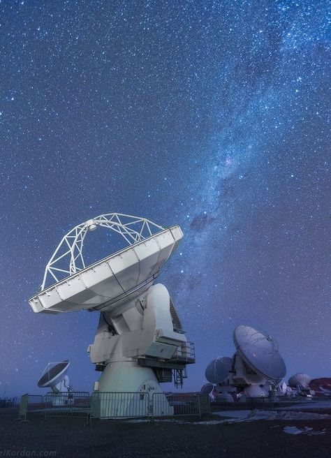 Astronomical Observatory, Astronomy Science, Flat Photo, Aesthetic Space, Aerospace Engineering, Salt Flats, The Milky Way, Telescopes, To Infinity And Beyond