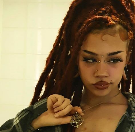 Bridge Piercing, Face Piercings, Henna Hair, Alternative Makeup, Piercings Unique, Afro Punk, Easy Hairstyles For Long Hair, Hair Inspo Color, Dream Hair