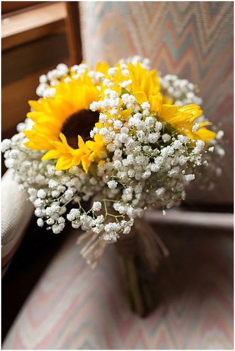 Intimate Cabin Wedding | The Budget Savvy Bride | sunflower and babys breath wedding bouquet  #weddingbouquet #bouquet #weddings #flowers #weddingflowers #bridalbouquet #floral Wedding Colors June, Sunflower Bachelorette, Flower Bouquet Sunflower, Ferns Wedding, Bridal Shower Centerpieces Diy, Wedding Sunflowers, Bouquet Sunflower, Bouquets Ideas, Sunflower Wedding Decorations