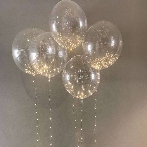 transparent bubble balloons filled with fairy lights Rustic Wedding Decorations, Clear Balloons, Golden Wedding, Wedding Balloons, Romantic Weddings, Simple Weddings, Balloon Decorations, Fairy Lights, Engagement Party