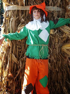 Scarecrow costume ideas Overall Scarecrow Costume, Scarecrow Horse Costume, Women’s Diy Scarecrow Costume, Sitting Scarecrow, Scarecrow Woman’s Costume, Diy Scarecrow, Yard Art Crafts, Scarecrow Costume, Barn Parties