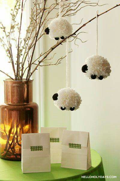 Sheep Decorations, Diy – Velikonoce, Craft Room Tables, Baby Lamb Baby Shower, Autumn Crochet, Stick Family, Sheep Crafts, Eid Crafts, Eid Party